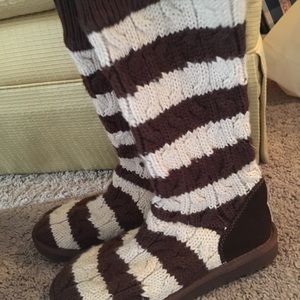Ugg boots.  Size 6